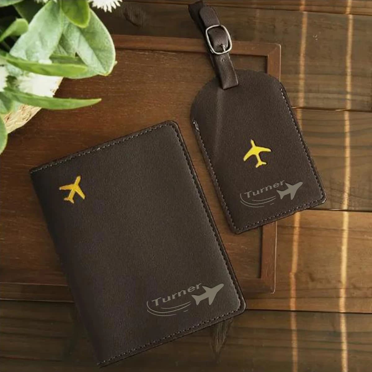 Set Personalizzato di Porta Passaporto e Etichetta Bagaglio in Pelle, Regalo per Viaggi, Stile Elegante