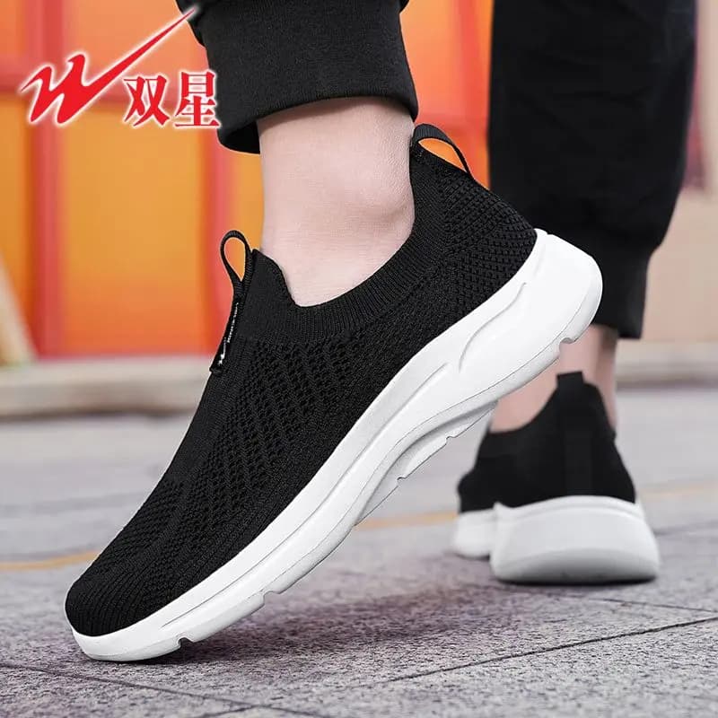 Scarpe da ginnastica casual da uomo in rete traspirante, resistenti e alla moda, leggere per sport e corsa, ideali per l'uso quotidiano all'aperto