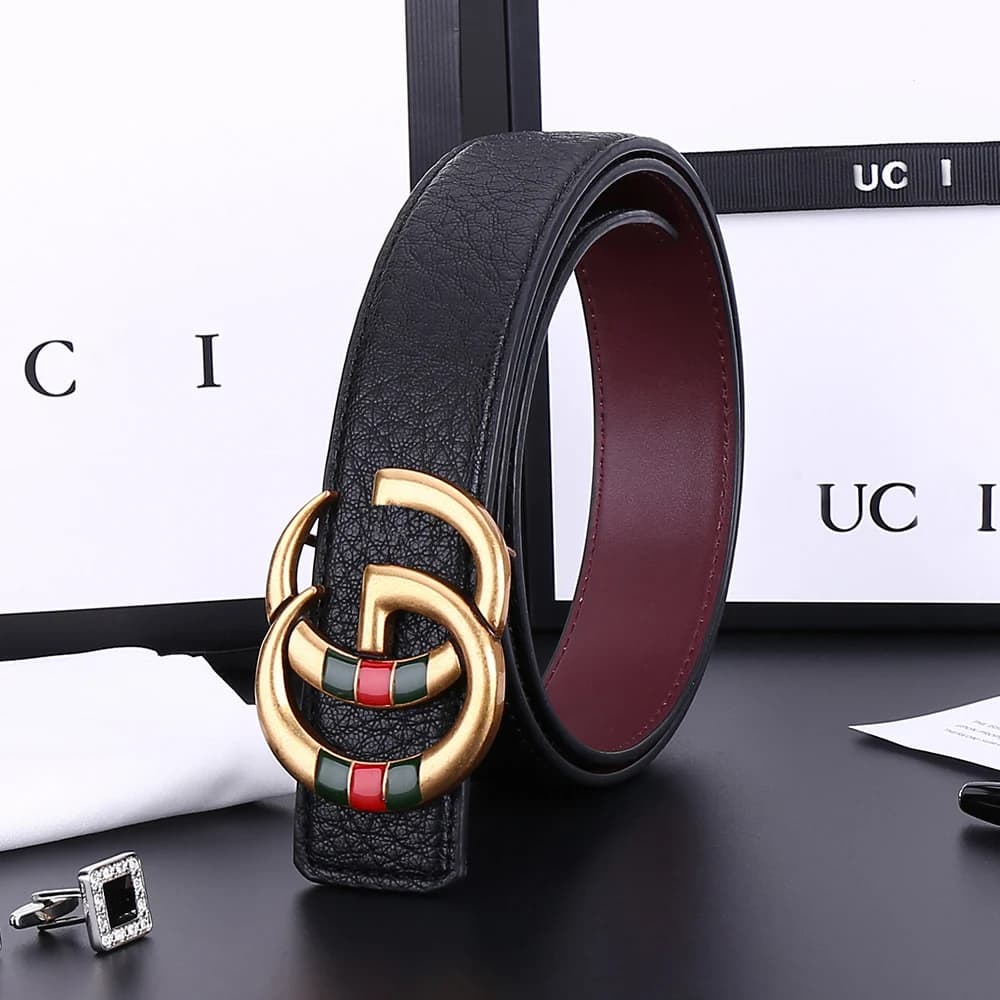 26SS Ladies Leather Belt, A Brand-new High-end Italian Men's Belt. Versatile Belt Suitable for Both Casual and Business Wear, Made of Classic Cowhide Material, Perfect for Pairing with Suits and Jeans.