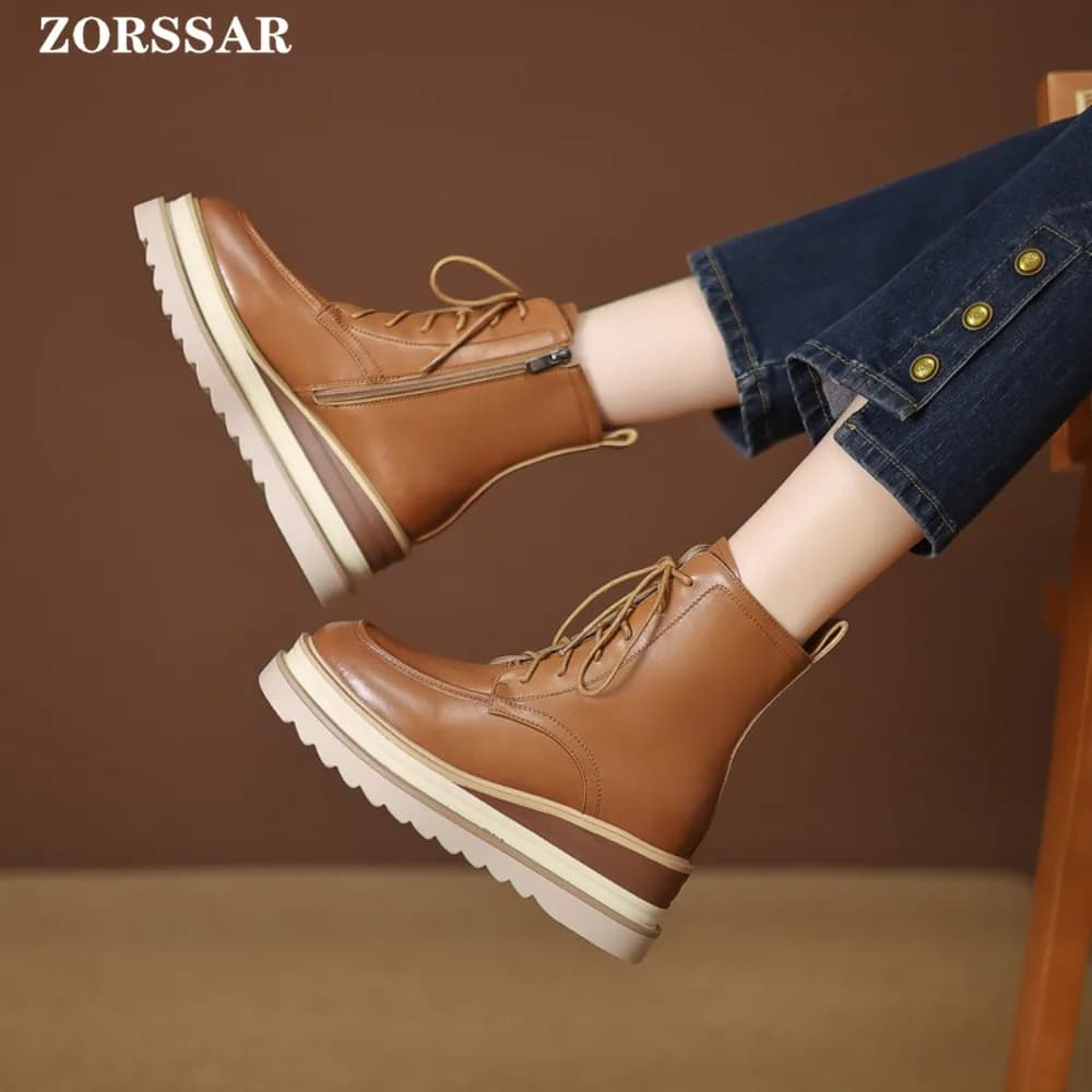 Stivaletti da donna con zeppa e tacco nascosto con plateau stile britannico da 7 cm Scarpe da zeppa femminili calde in pelle di mucca Scarpe da ginnastica invernali con lacci