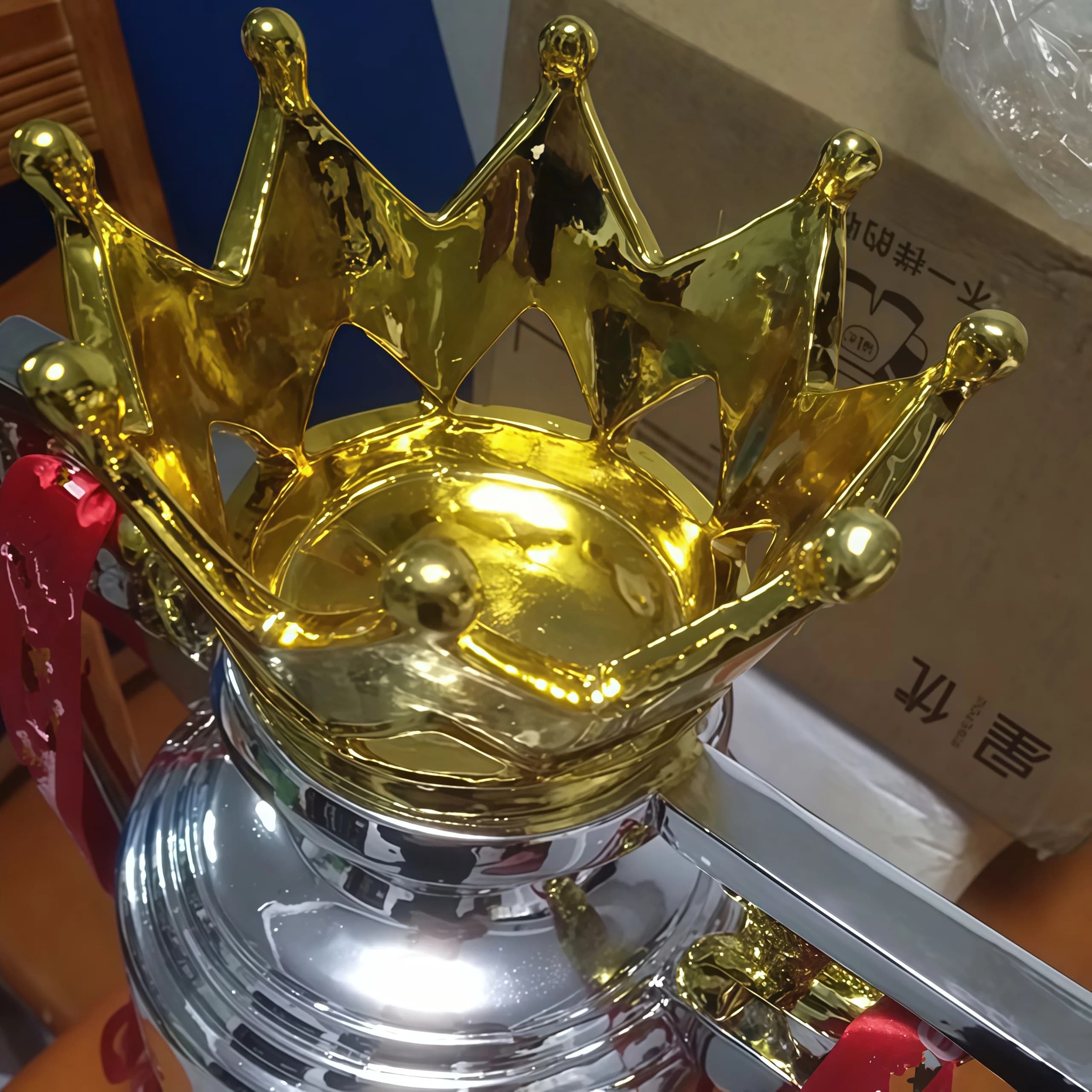 Trofeo della Lega dell'Inghilterra che realizza forniture per fan in resina Campioni di calcio di Liverpool Leag souvenir Trofeo in resina Decorazione di calcio