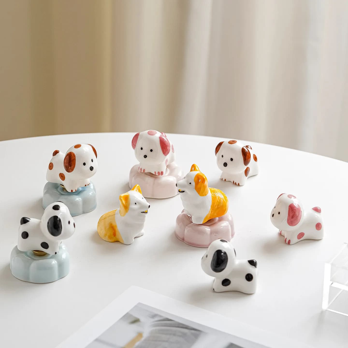 Cute Cartoon Corgi Ceramic Tea Pet Desktop Ornament Creative Puppy Figurine Stress Relief Decor For Tea Table Home Decoration