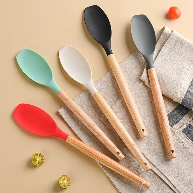 Wooden Long Handle Mixer Silicone Cream Silicone Scratch Cooker Kitchen Cookie Pastel Blenders Mixer flour