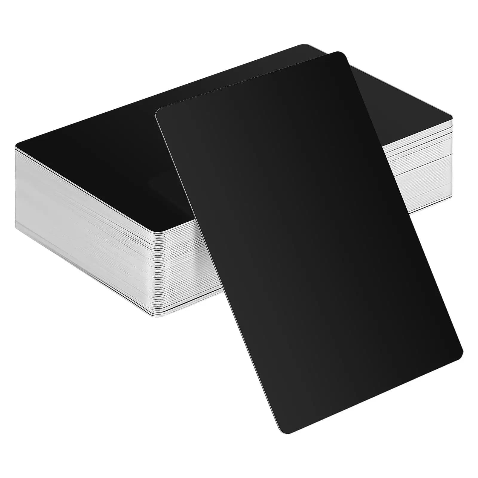 200 Pezzi Carte di Calibrazione Laser in Alluminio, Biglietti da Visita in Metallo Nero, 3.39x2.13x0.18 Pollici, Supporti per Incisione e Sublimazione