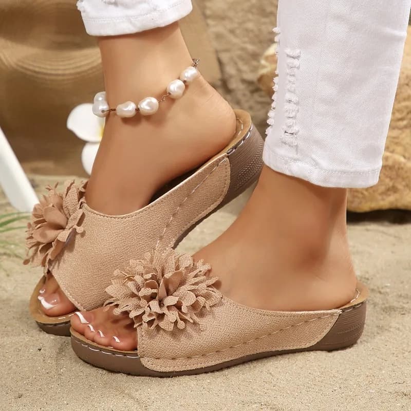 Nuovi Sandali Estivi di Lusso con Zeppa e Punta Rotonda per Donna, Eleganti Sandali con Decorazioni Floreali, Comodi Sandali Romani da Spiaggia per Vacanze
