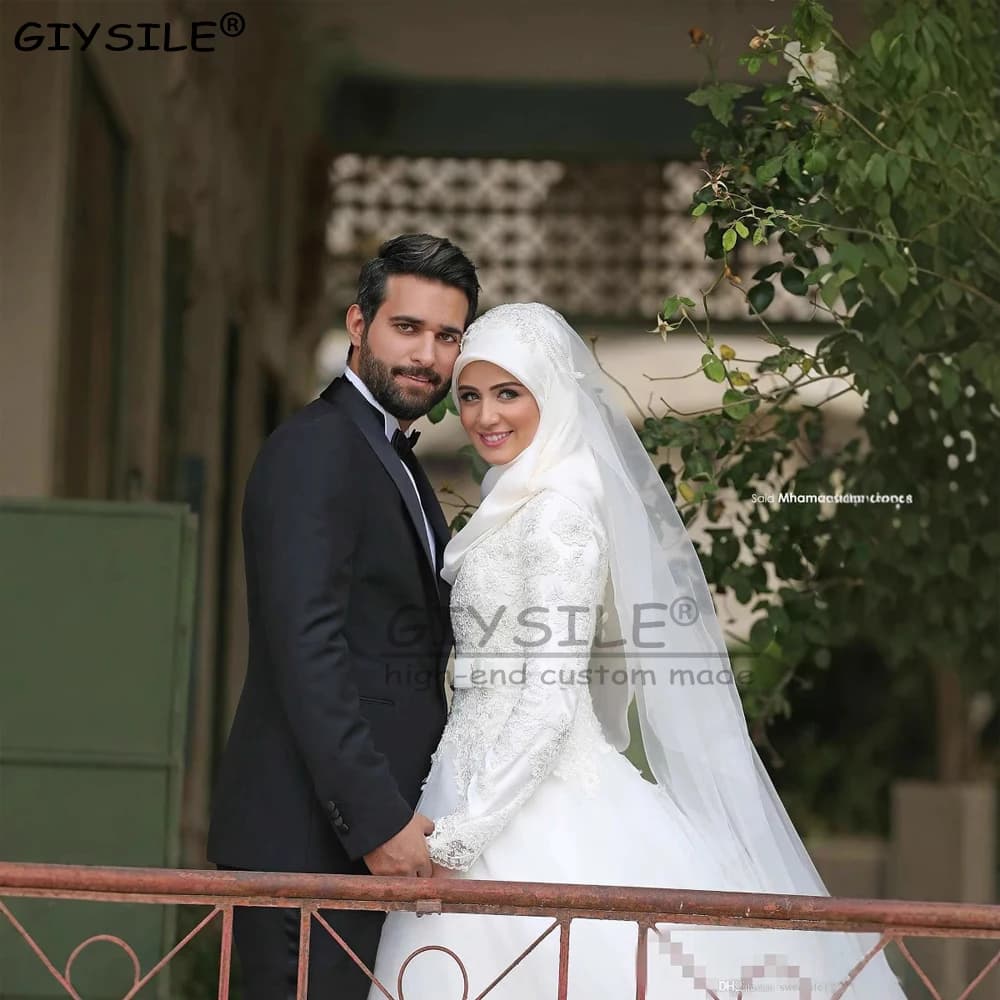 GIYSILE Medio Oriente Arabo Islamico Sposa Musulmana Abiti da sposa Manica lunga Collo alto Abito da ballo da sposa Abito da sposa in seta bianca