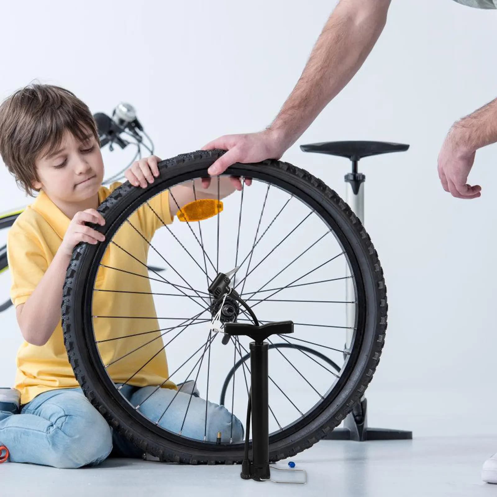 Pompa per Bicicletta Professionale Portatile, Compatta e Multifunzionale, Gonfiatore Efficiente per Pneumatici di Bici da Montagna e da Strada