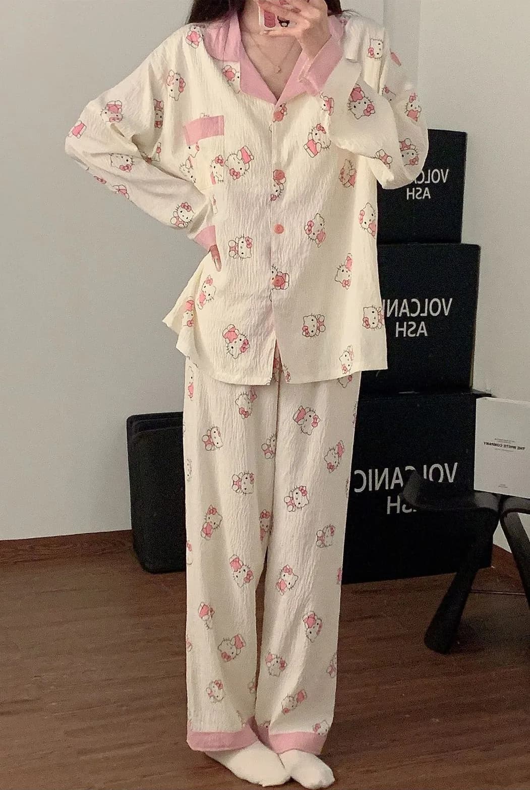Pigiama da donna Hello Kitty in cotone rosa nuvola per primavera e autunno, set con pantaloni a maniche lunghe, dolce e carino, morbido e comodo per il tempo libero a casa