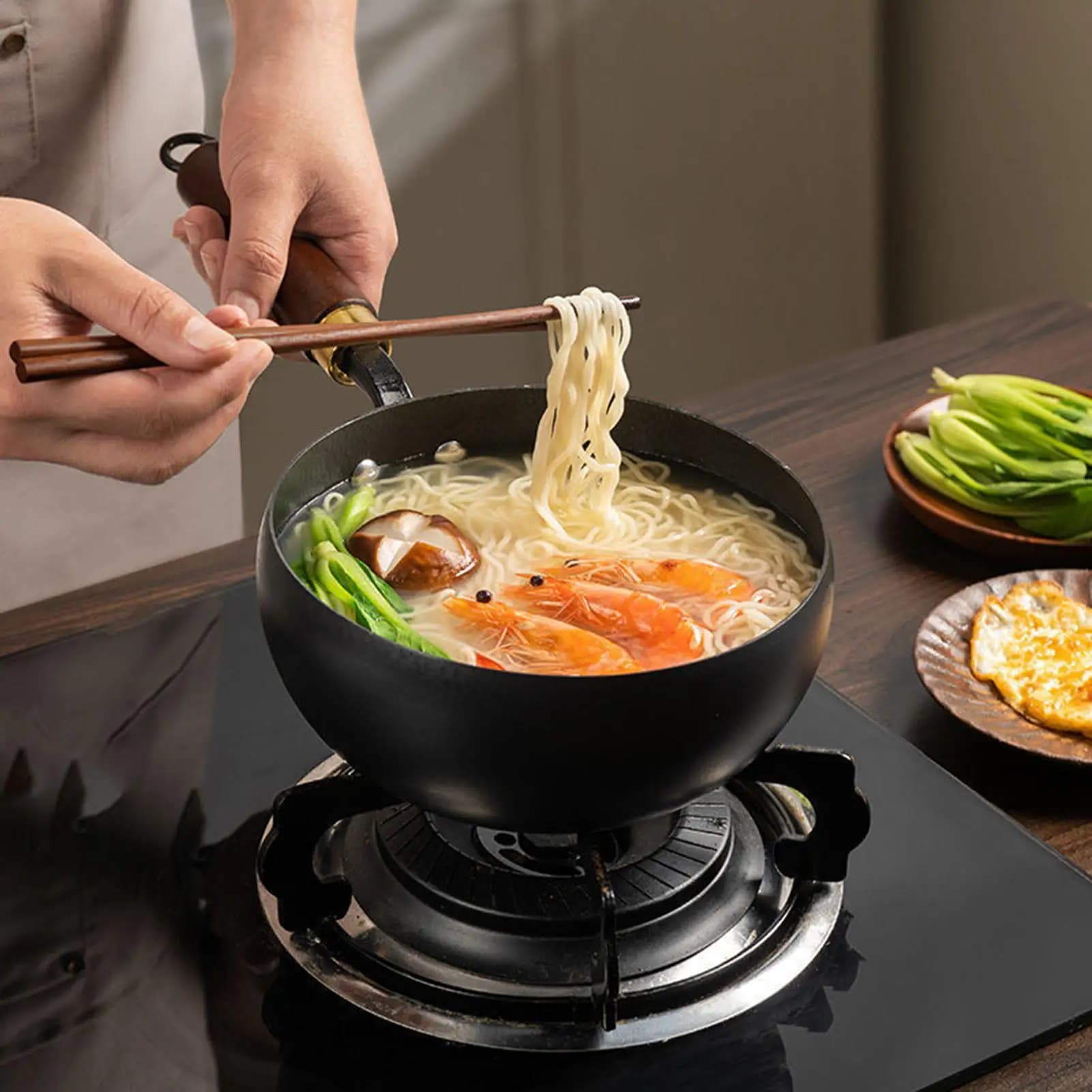 Handmade Forging NON-STICK PAN Household Stir Fry Stew Pot Flat Bottom Small Frying Pan Kitchen Gas Stove Universal Pan Cookware