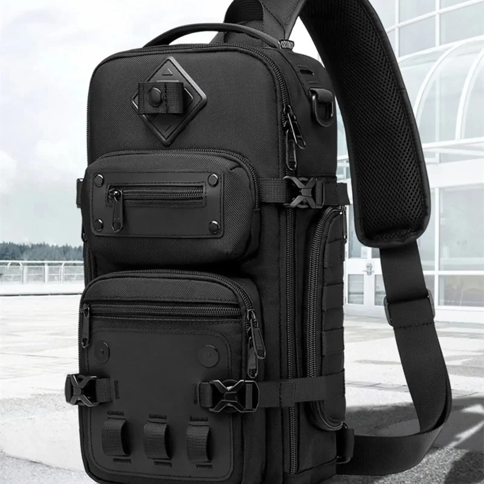 Borsa tattica sul petto Borsa a tracolla da uomo all'aperto Borsa da viaggio sportiva Borsa da viaggio per tablet Zaino per computer Zaino per il tempo libero impermeabile