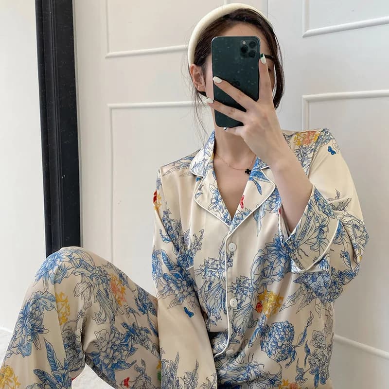 Spring Autumn Long-Sleeve Cardigan Pajamas Women Ladies Student Silk HomeWear Girls Soft Breathable Loungewear Everyday Casual
