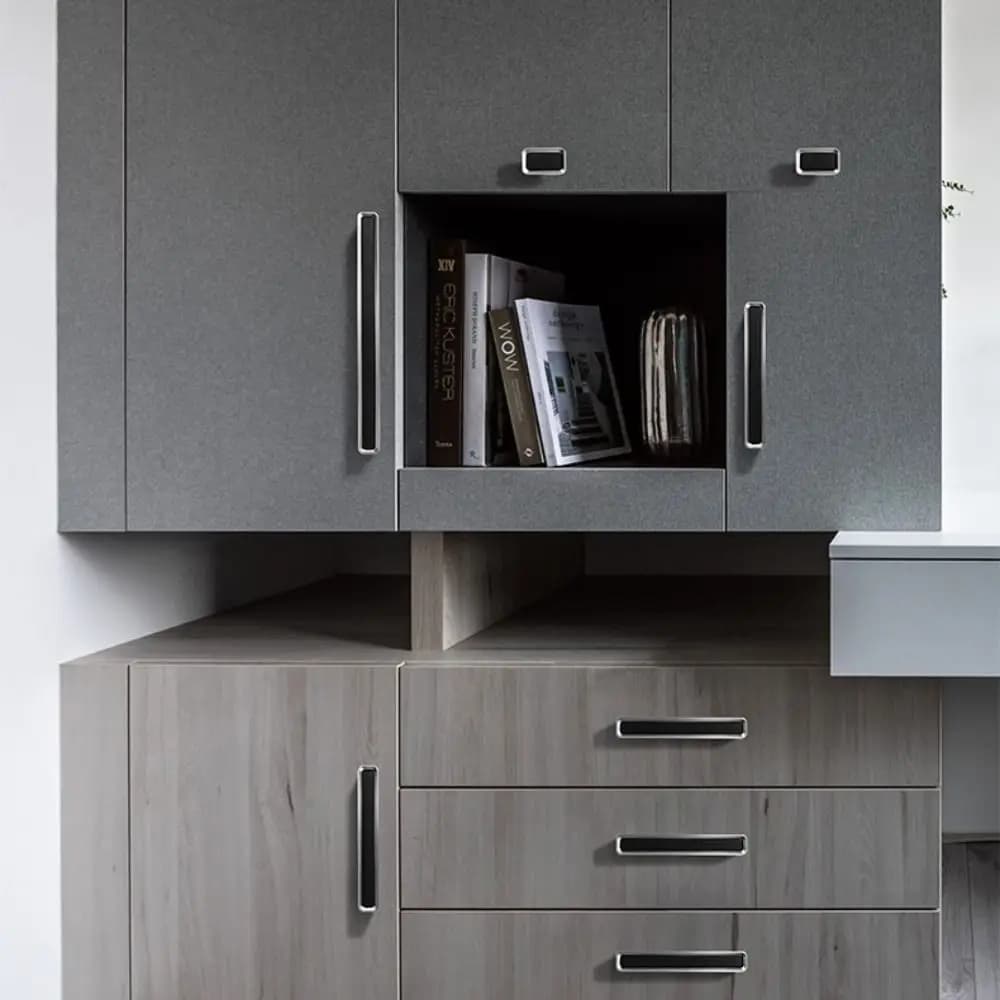 Maniglia per cassetto in lega di zinco Maniglia per cassetto nera moderna minimalista in oro nero Maniglia per armadio durevole quadrata a foro singolo
