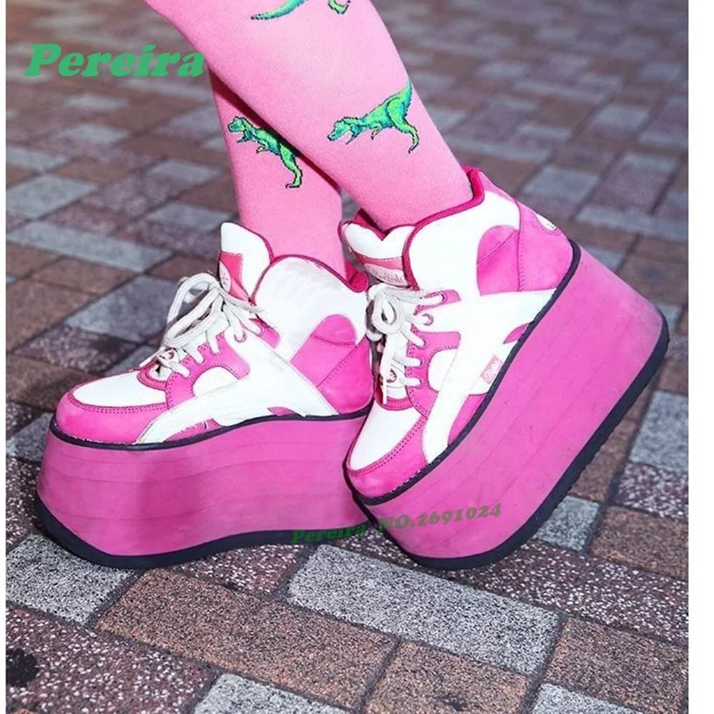 Stivaletti gotici con plateau patchwork rosa Punta tonda Altezza crescente Stivali da donna stringati Splicing Scarpe invernali Y2K Casual