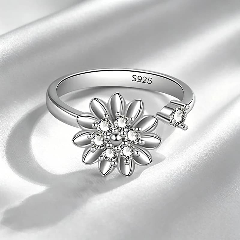 Rotating Anxiety Crystal Flower Spinner Ring Anti Fidget Open Knuckle Jewelry Ladies Wedding Rings Gift Relax Stress Accessories