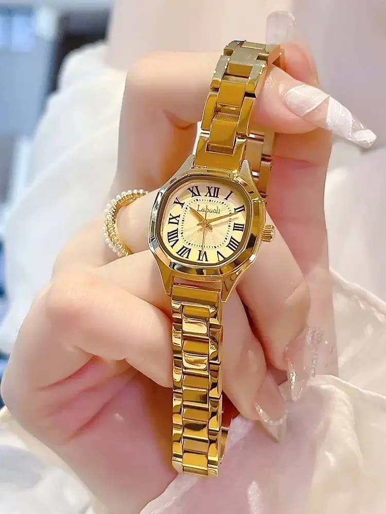 New Minimalist And Elegant Women'S Quartz WatchA Fashionable Quartz WristwatchA Perfect Gift For Women. A Small Women'S Watch.