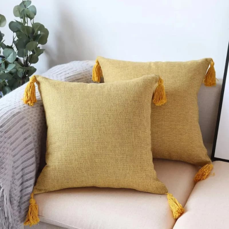 Fodere per cuscini decorativi in lino giallo 45x45cm, stile rustico boho, con nappe, per divano e arredamento.