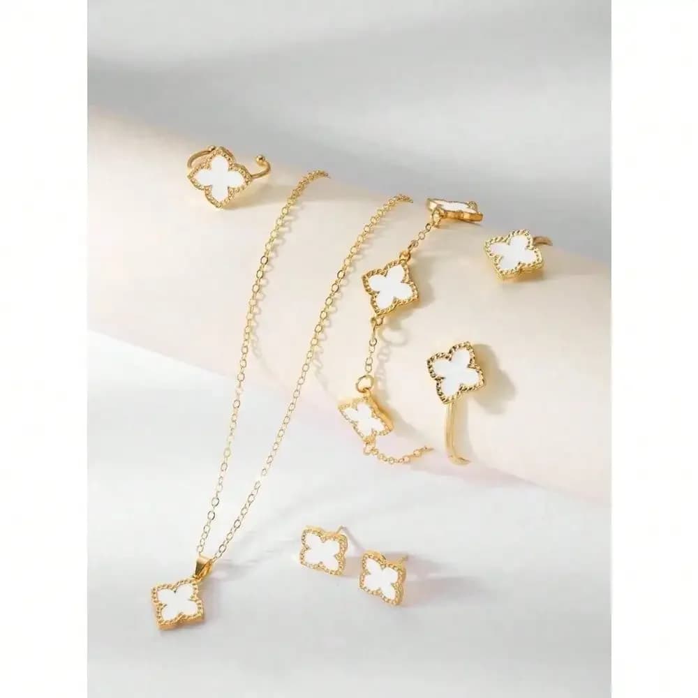 5pcs/Set Fashion Five Leaf Floral Lucky Earrings, Necklace, Bracelet, Ring Jewelry Set
