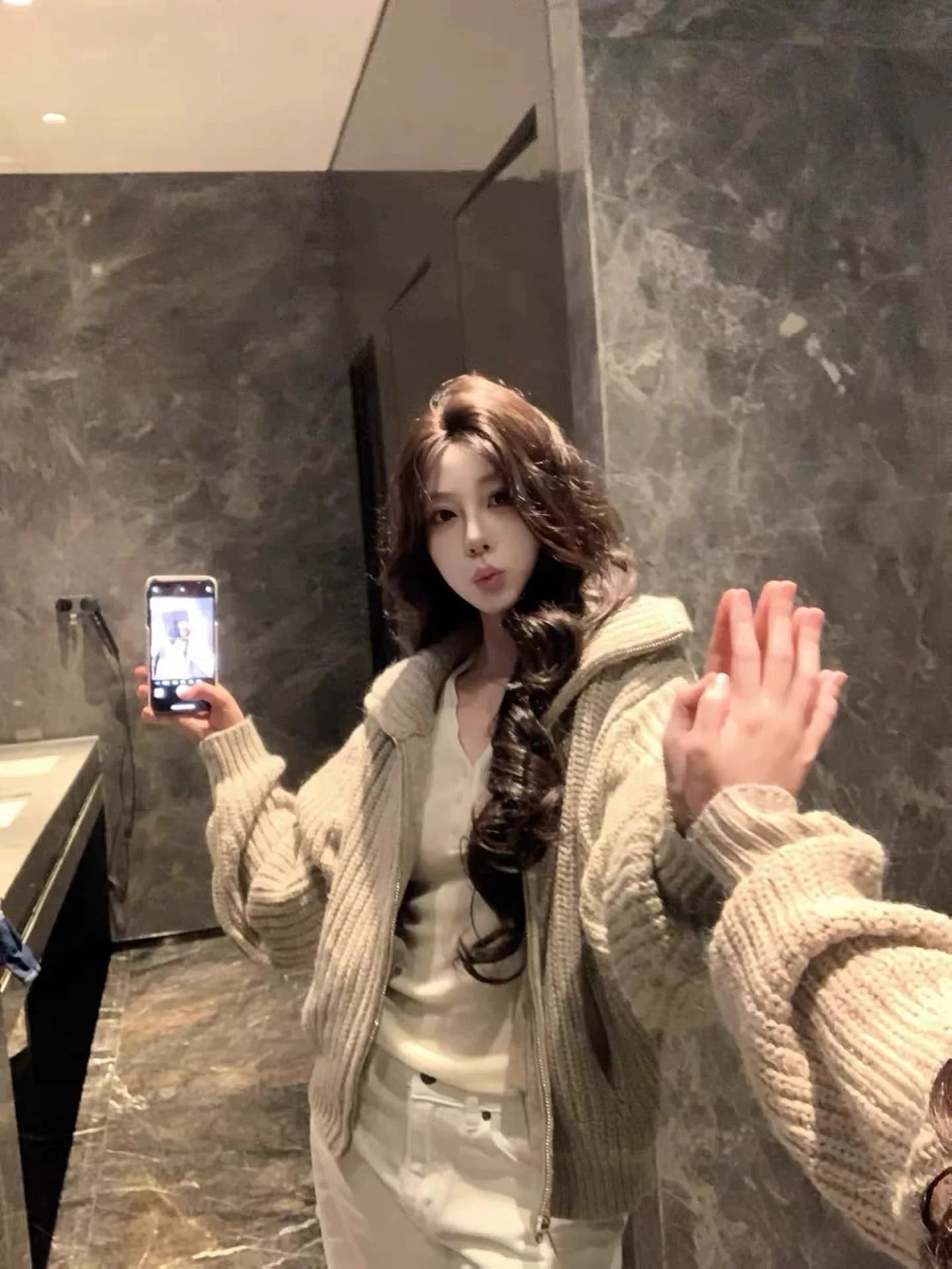 Women's Chunky Needle Four Color Dyed Mixed Knitwear Zipper Sweater Soft Wool Blend Long Sleeve Cardigan Warm Thickened Autumn