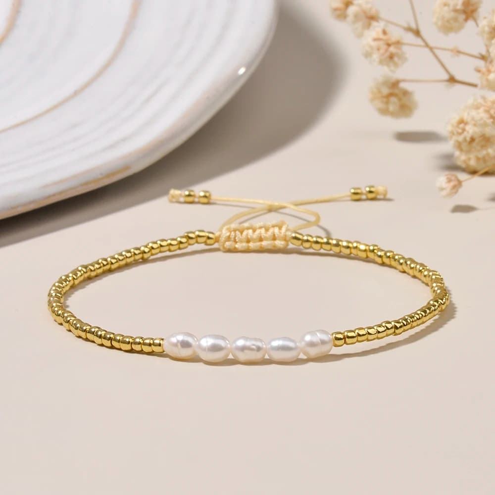 Wholesale Summer Simple Freshwater Pearl Shell Beads and Seed Beads Woven Adjustable Bracelets for Women Daily Wear Jewelry