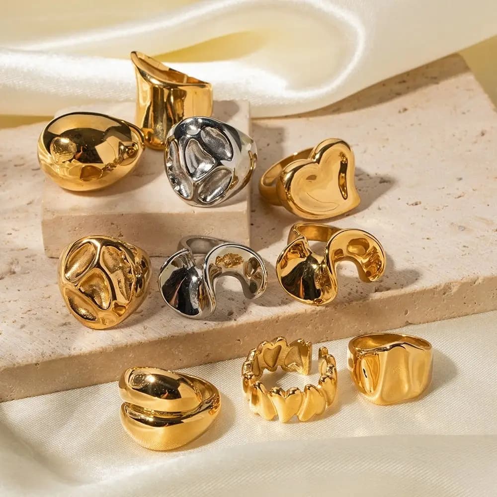 Exquisite Stainless Steel Exaggerated Ring Smooth Gold&Silver Geometric Ring Jewelry Luxury Vintage Finger Ring Gift
