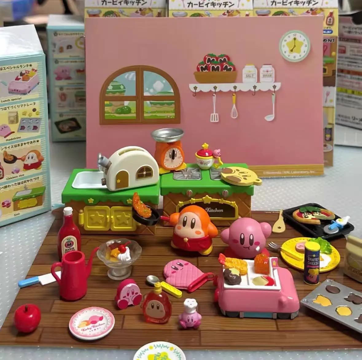RE-MENT Scatola a Sorpresa con Modellino in Miniatura di Cucina di Kirby, Scena di Cucina, Giocattoli per Casa delle Bambole, Mini Cibo, Statuette, Ornamenti, Regali