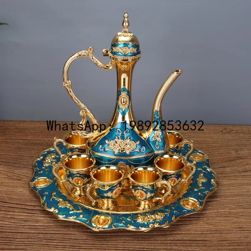 Set di bicchieri da vino Cj in stile europeo per la casa, tazza creativa ed elegante, bicchiere da vino piccolo di alta gamma