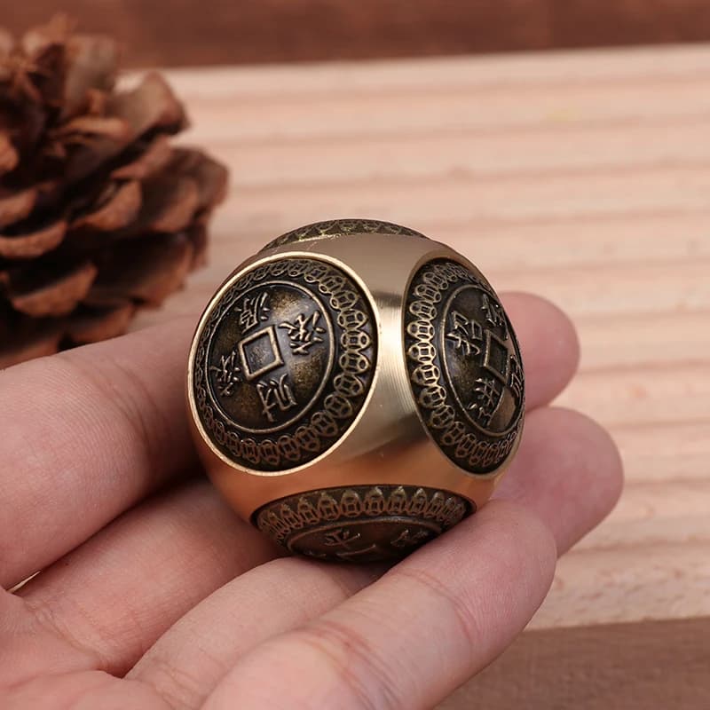 Cubo Fidget Spinner in ottone Rotazione a sei lati Spinner a mano sferico Stile cinese Giocattoli antistress Giocattolo antistress per adulti