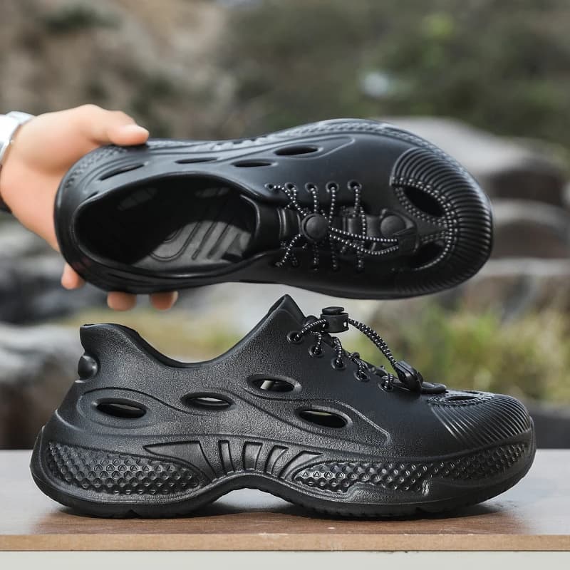 Summer Men's Clogs Breathable Slippers Beach Outdoor Sandals Slides Men Garden Water Shoes Non-slip Hiking Driving Male Slippers