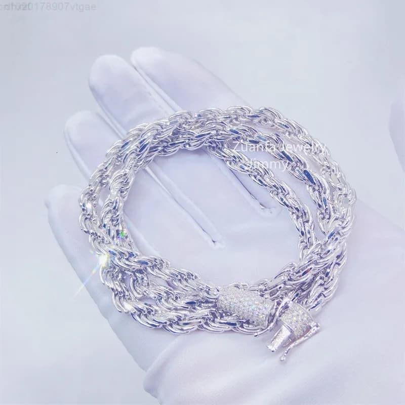 Gioielli hiphop di lusso rapper su misura in argento sterling 925 Vvs Moissanite con catena a corda con lucchetto di diamanti