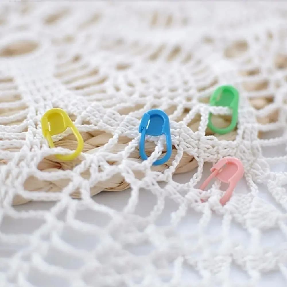 100/120 pezzi Nuovi pennarelli fai da te, strumenti per il fai da te, accessori per cucito, clip per aghi, kit uncinetto, accessori per maglieria