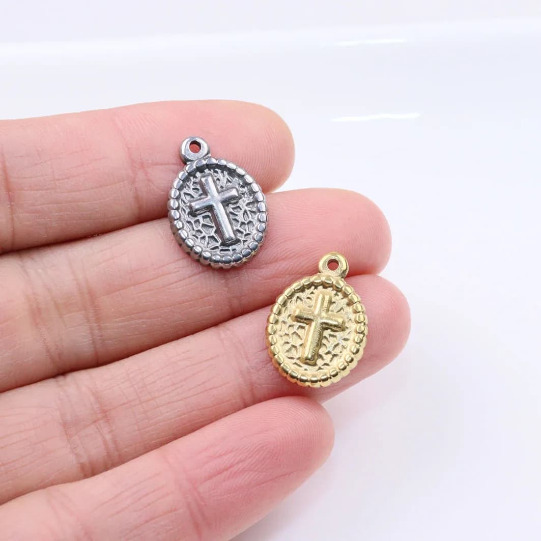 5pcs 15*12mm Wholesale Casting Stainless Steel Oval Cross Coin Charms Pendant DIY Necklace Earrings Bracelets Unfading Colorless
