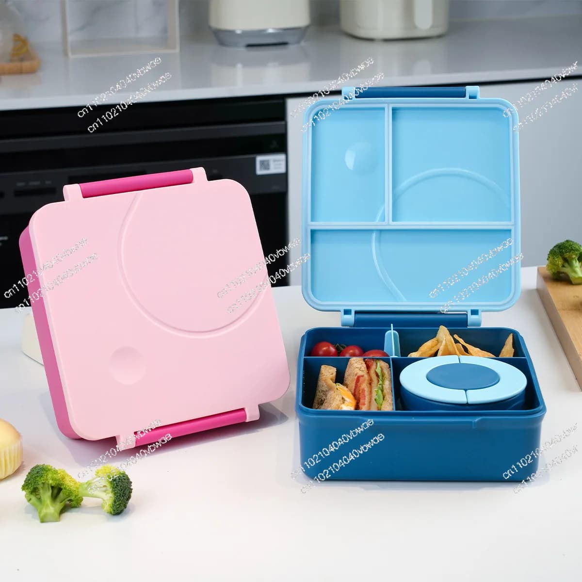 Il contenitore per il pranzo in plastica con ciotola in acciaio inossidabile Bento Box può essere riscaldato nel forno a microonde