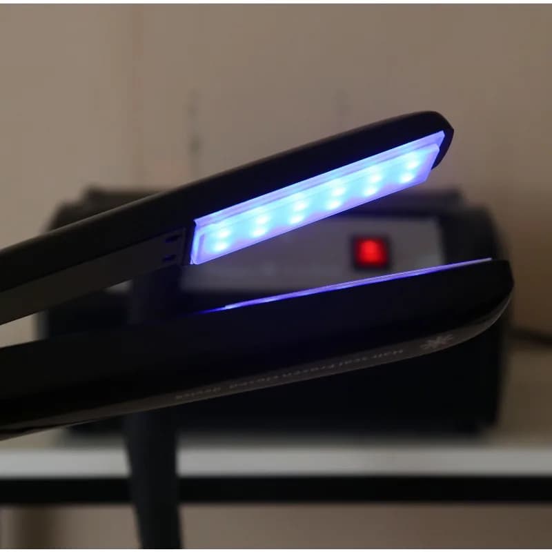 Ultrasonic hair plate with cold plate for hair care, flat iron for frozen machine for hair treatment at keratin