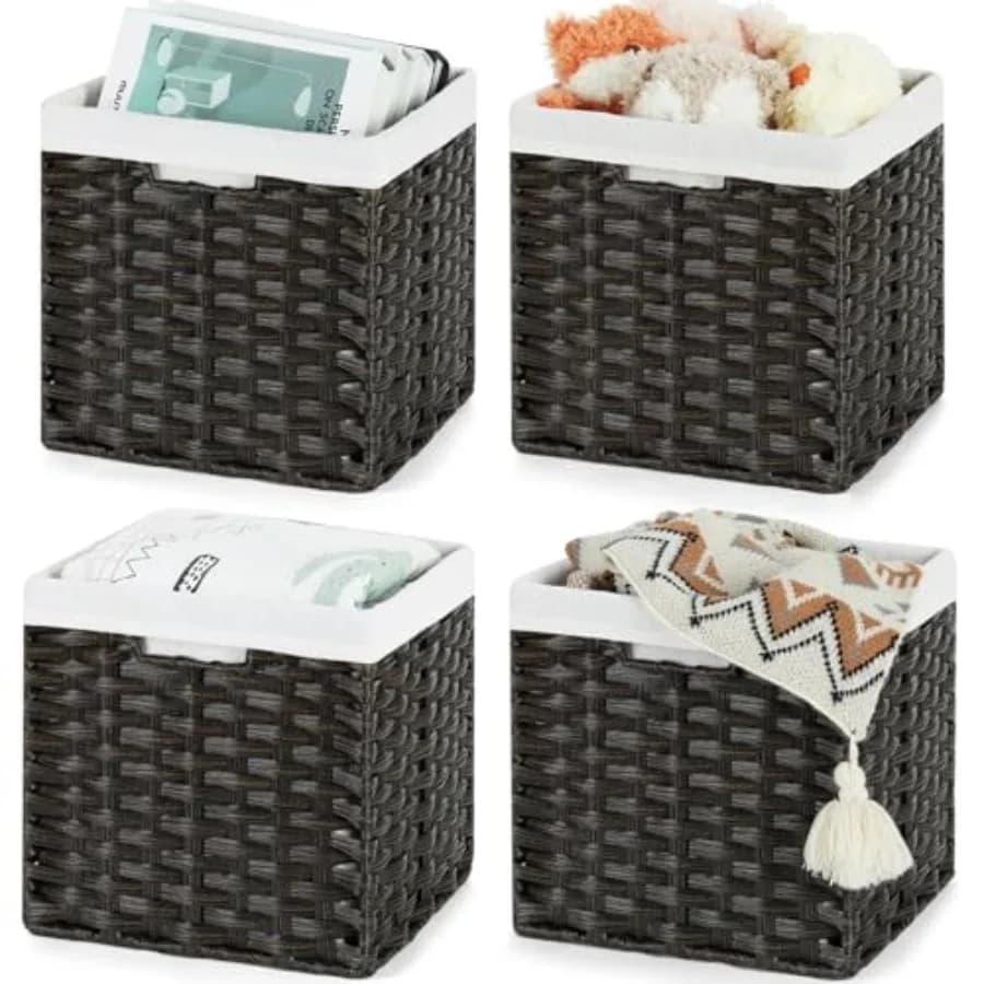 Cesti Cubo in Vimini Nero, Set da 4, Impermeabili, Intrecciati a Mano, per Organizzare Dispensa e Camera da Letto