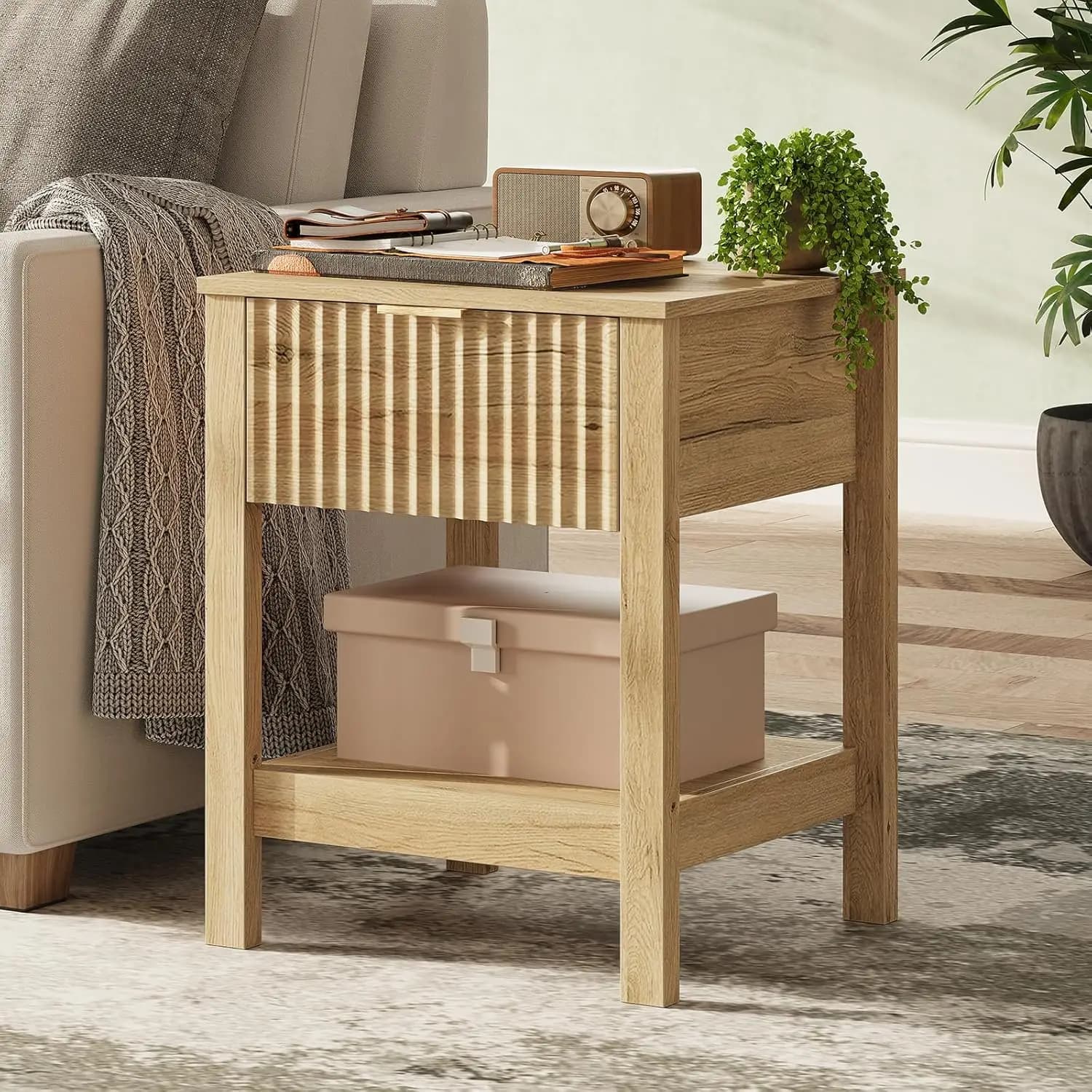 Comodino Scanalato con Maniglia Dorata, Comodini Mid-Century con Cassetto, Tavolino Moderno da Comodino con Spazio di Archiviazione, Personalizzabile