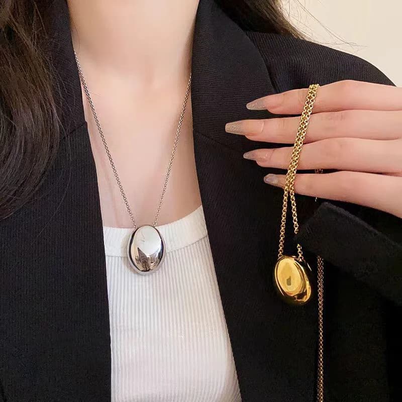 Collana in Acciaio al Titanio Stile Europeo e Americano, Alla Moda e di Alta Gamma, Catena Ultra Lunga per Donna