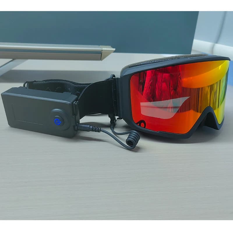 Occhiali da sci riscaldati Sistema antiappannamento elettrotermico con lente magnetica Occhiali da neve e snowboard personalizzati per lo sport