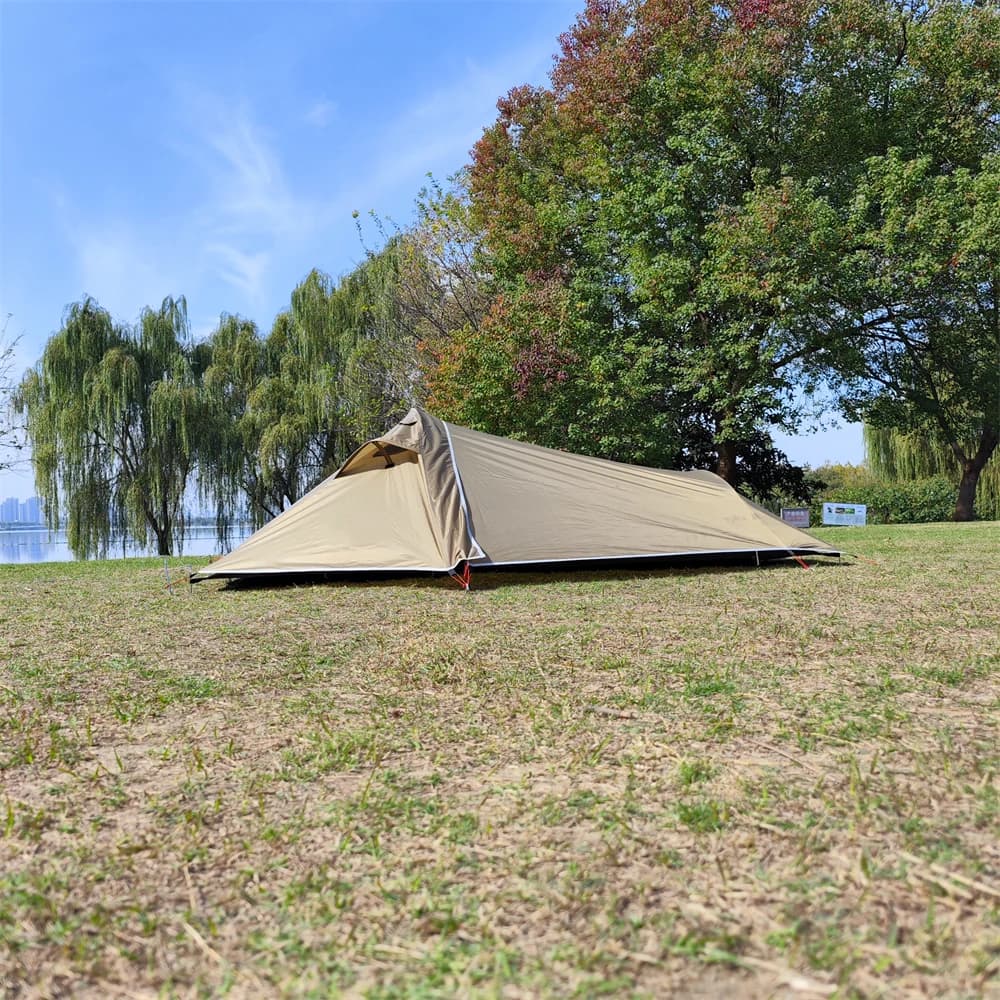 Ultralight Tent for 1 Person, Waterproof, in Oxford with Network, Aluminium Pali, for Hiking and Camping, Family Friendly Refuge