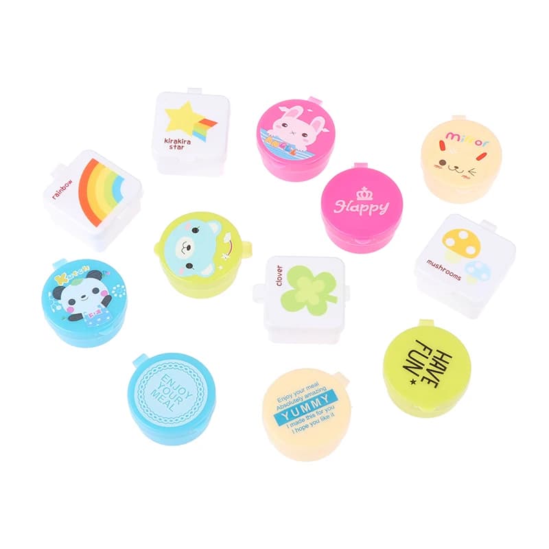 4 pezzi pranzo Bento contenitore per salsa di soia Design carino Dispenser per condimenti in plastica Mini bottiglia per salsa di pomodoro per insalata