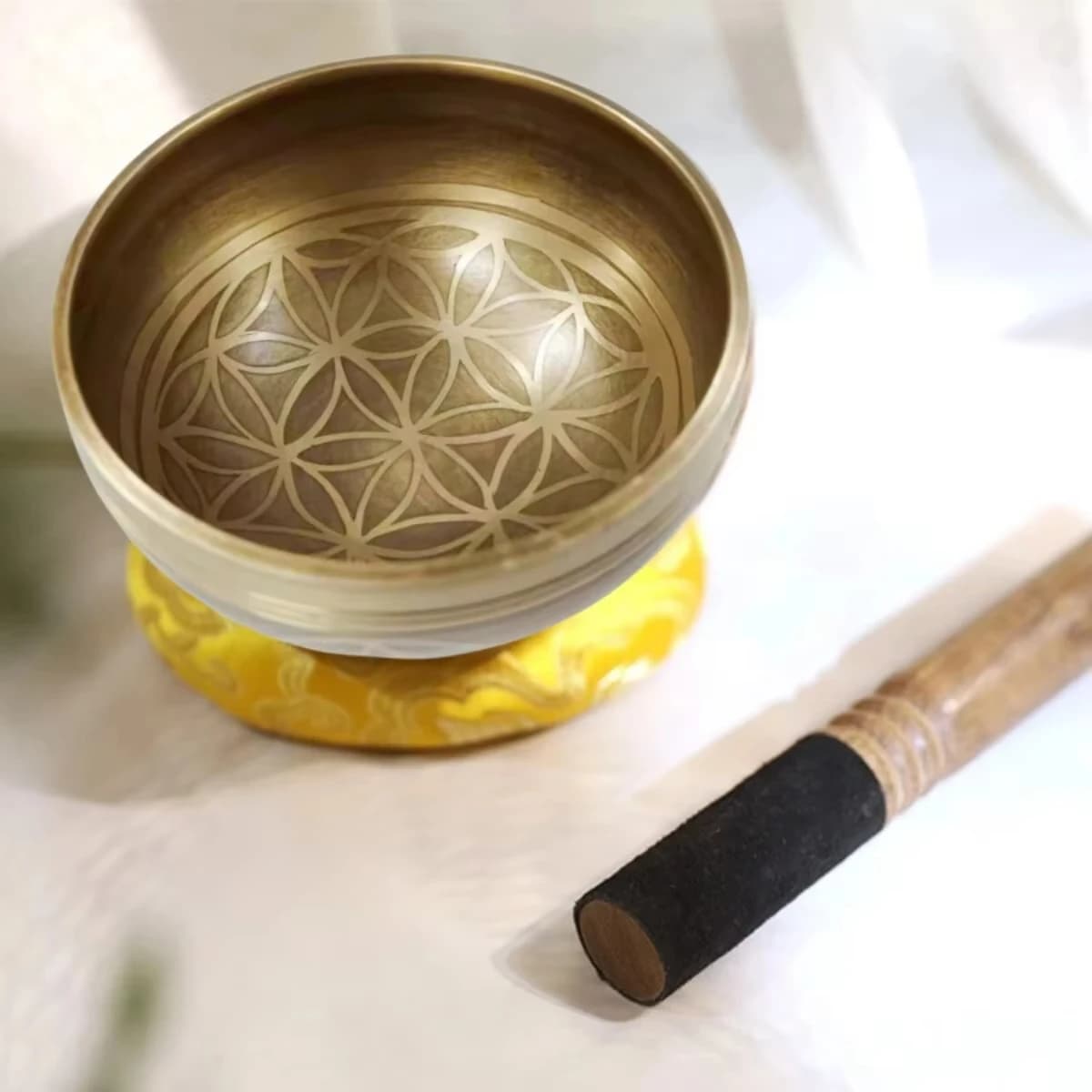 Tibetan Singing Bowl Set | Flower of Life Design – Unique Gift for Meditation, Yoga, Stress Relief, Prayer & Mindfulness