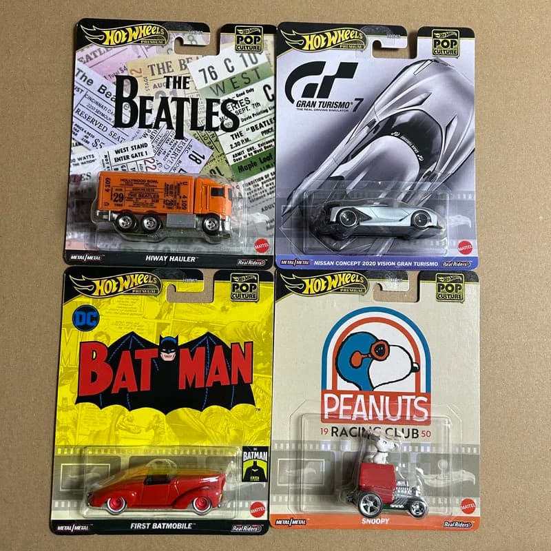 Hot Wheels 1/64 Hxd63-B Nissan Concept 2020 Snoopy Firstbat Mobile Raccogliere Giocattoli Auto Modello di Auto Cultura Pop Regalo Giocattolo In Magazzino