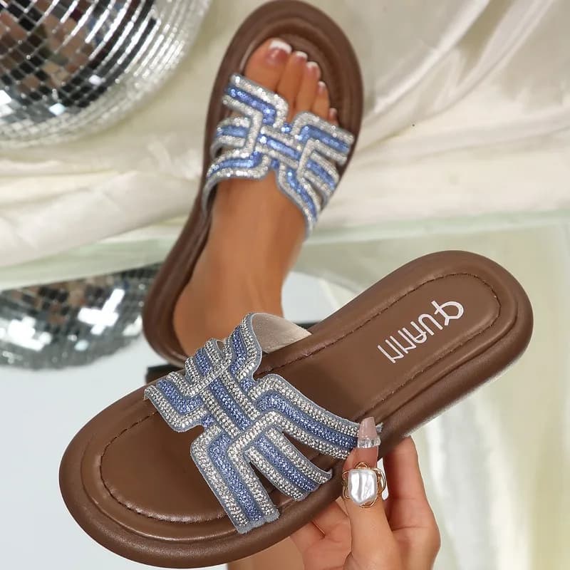 2026 Summer New Women Square Toe Flat Slippers Fashion Luxury Rhinestones Female Thick Soled Shoes Casual Comfort Beach Sandals
