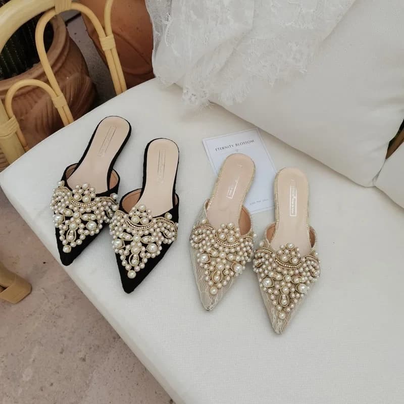 Women's Shoes 2024 Summer New Slippers Handmade Beaded Low Heel Sandals Pointed Lace Headed Flat Bottom Half Slippers