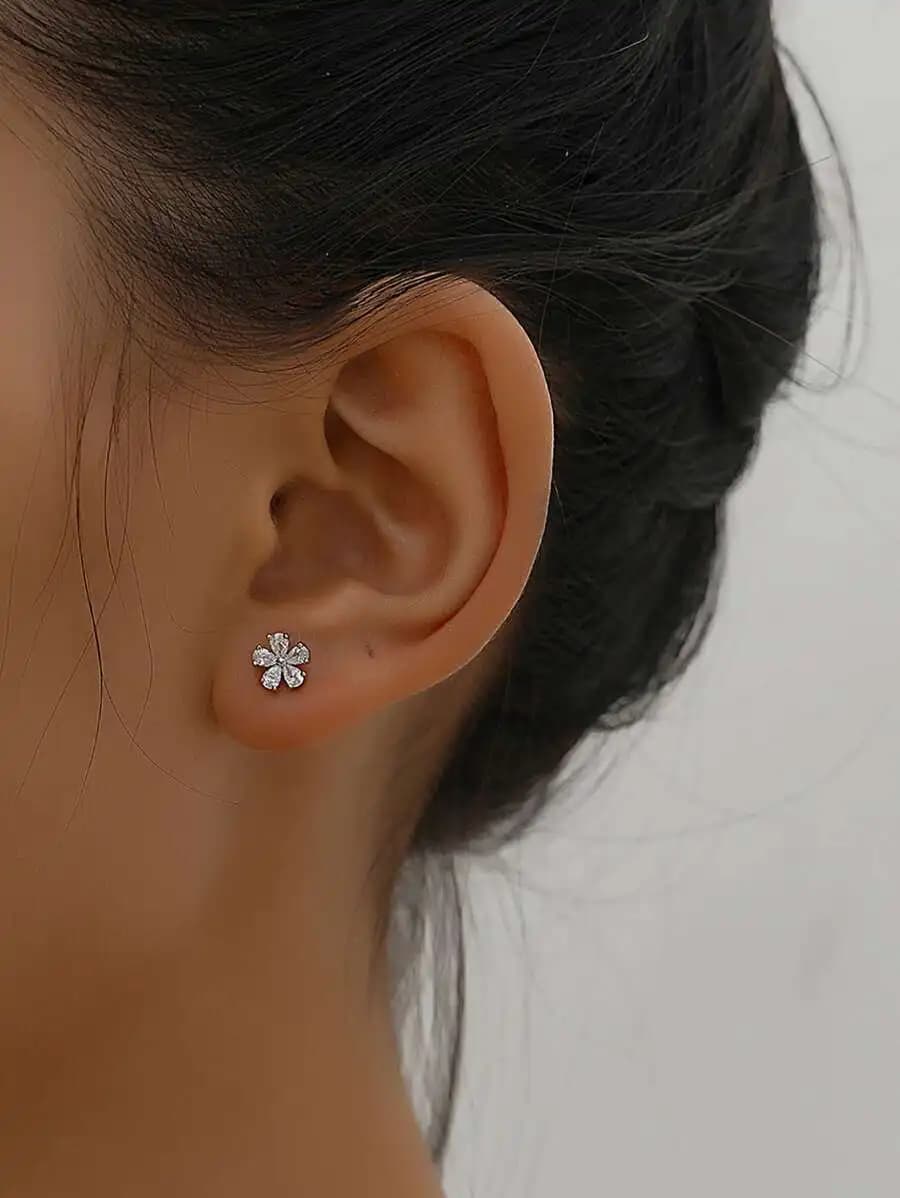 2 orecchini floreali con zirconi cubici per donna, in acciaio inossidabile ipoallergenico