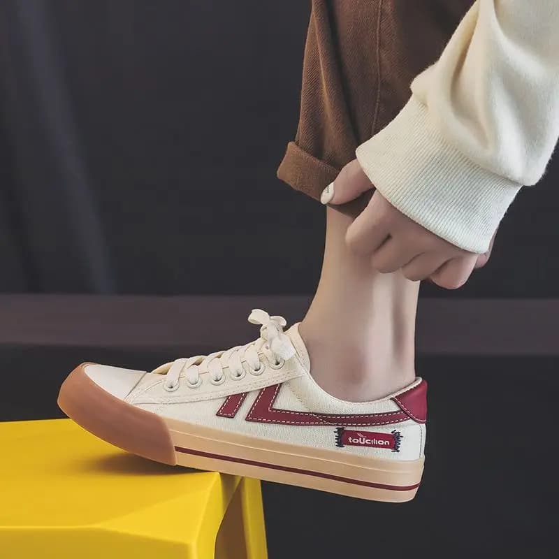 Scarpe da corsa sportive carine per donna 2025 Scarpe da ginnastica casual in tela rosa piatta da tennis da donna alla moda senza tacco basso autunno