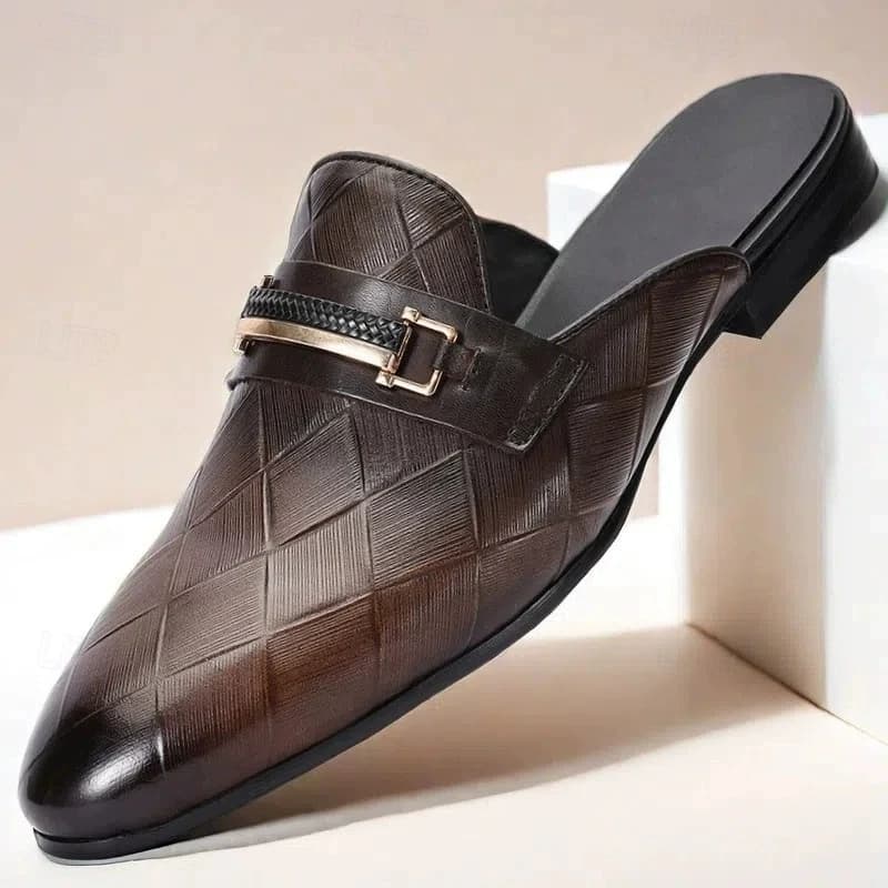 Pantofole da uomo ciabatte piatte slip on vera pelle di vacchetta modello Gerling di lusso mocassino diapositive mezze scarpe a punta chiuse