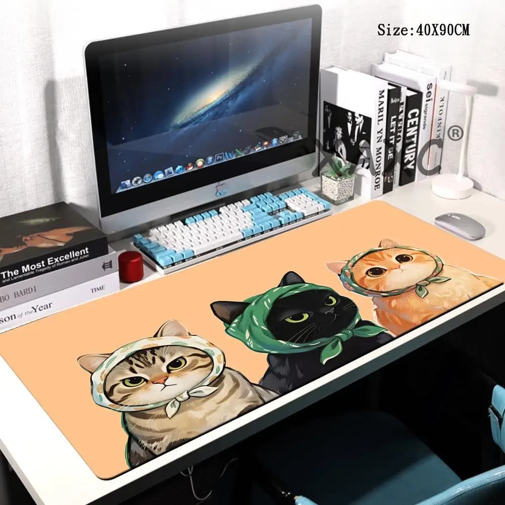 HYBXAXC Tappetino per Mouse Anime con Gatto Carino, Grande Tappetino da Gioco per Computer, Antiscivolo in Gomma, per Tastiera e Mouse, Lungo Tappetino da Scrivania