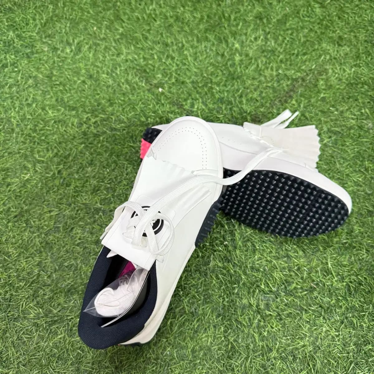 Scarpe da golf 2026 di ultima generazione: leggere, traspiranti, antiscivolo e impermeabili per donna, ideali per lo sport all'aperto