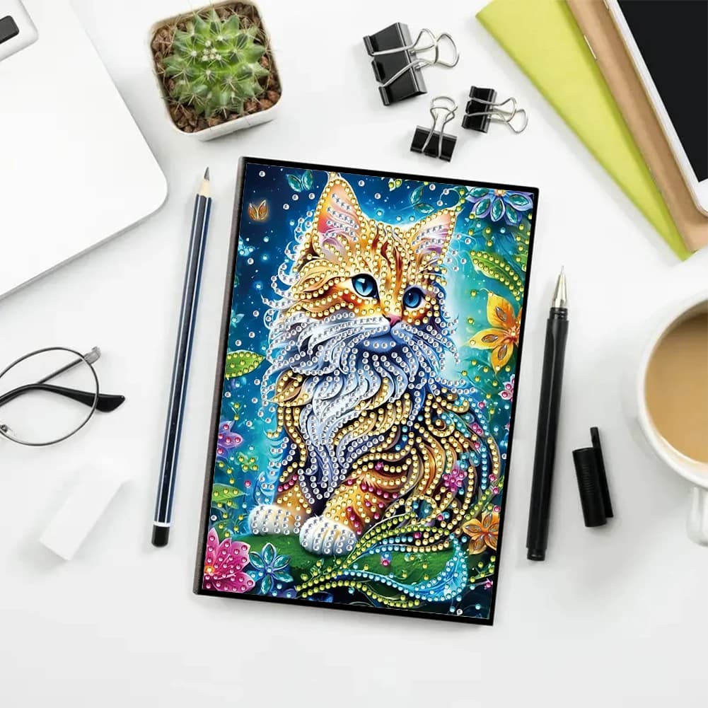 Quaderno A5 da 50 Pagine con Tema Gatto e Diamanti per Adulti, Regalo per Feste e Compleanni