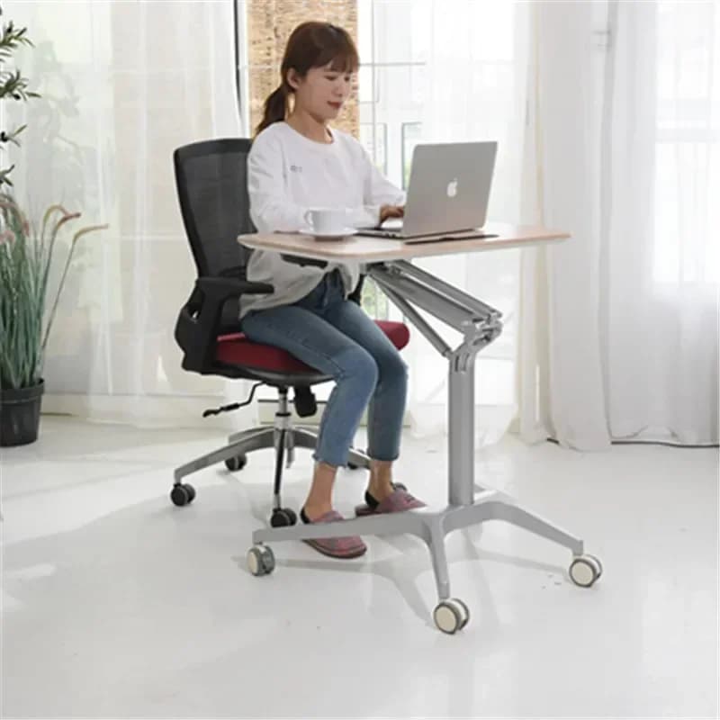 Mobile height-adjustable laptop desk/lectern on wheels (height range: 77.5 cm–107 cm), supporting sit-stand work.